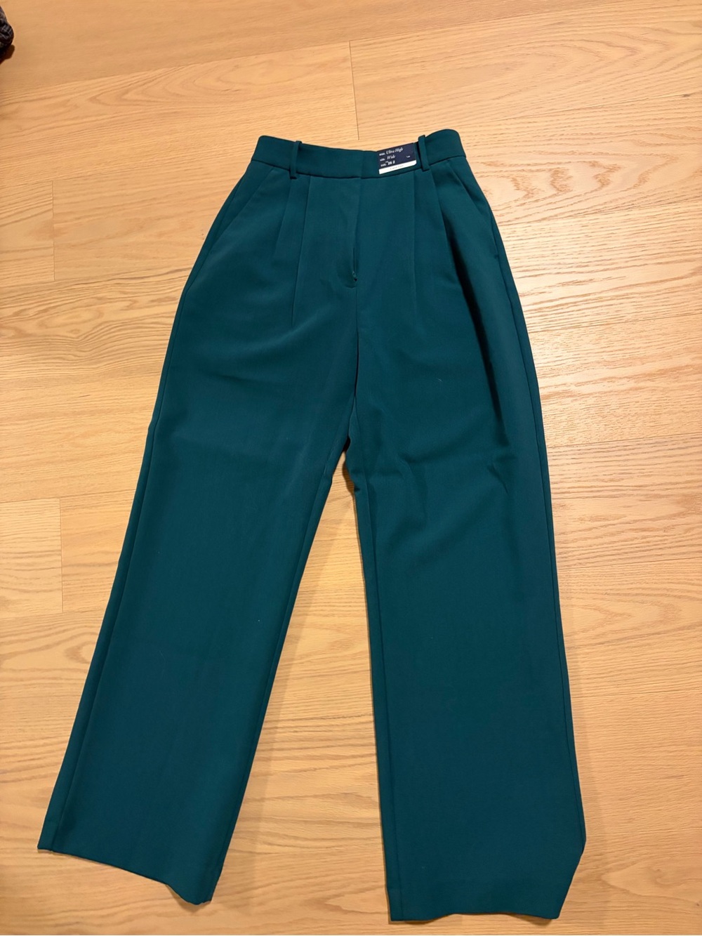 Abercrombie Sloan - Green